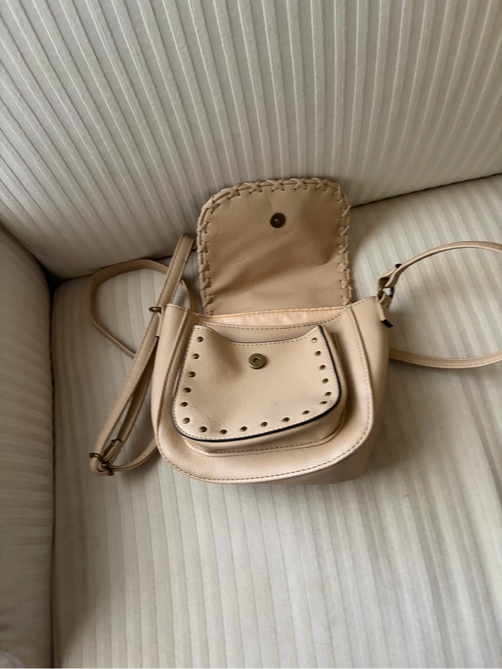 Classic Cream Crossbody Shoulder Bag - Neutral faux Leather Look